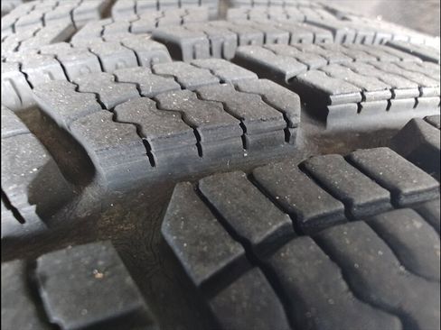 Used 2011 Nissan Juke SV image 10