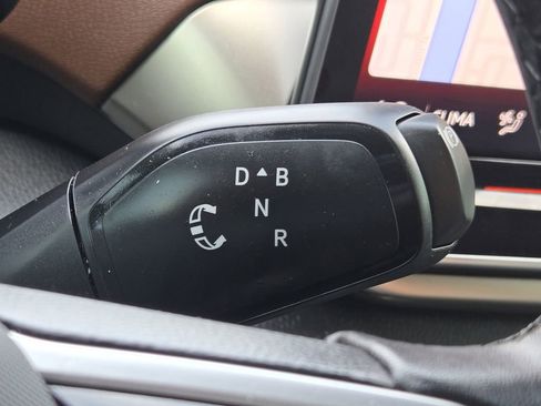 Used 2024 Volkswagen ID.4 Pro image 23