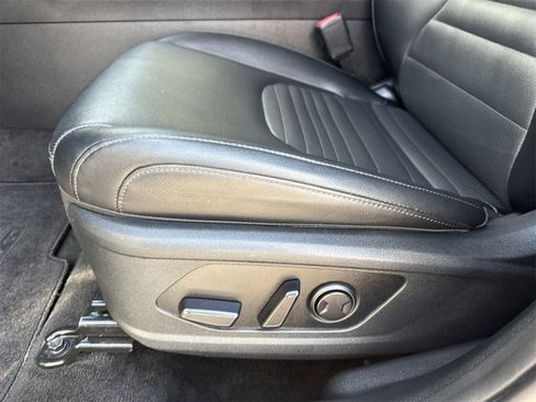 Used 2023 Kia Sportage SX image 21