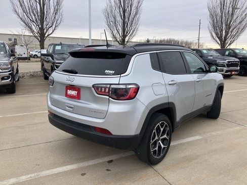 Certified 2025 Jeep Compass Limited image 6