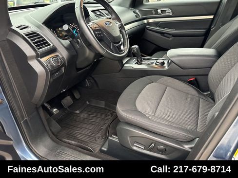 Used 2018 Ford Explorer XLT image 88