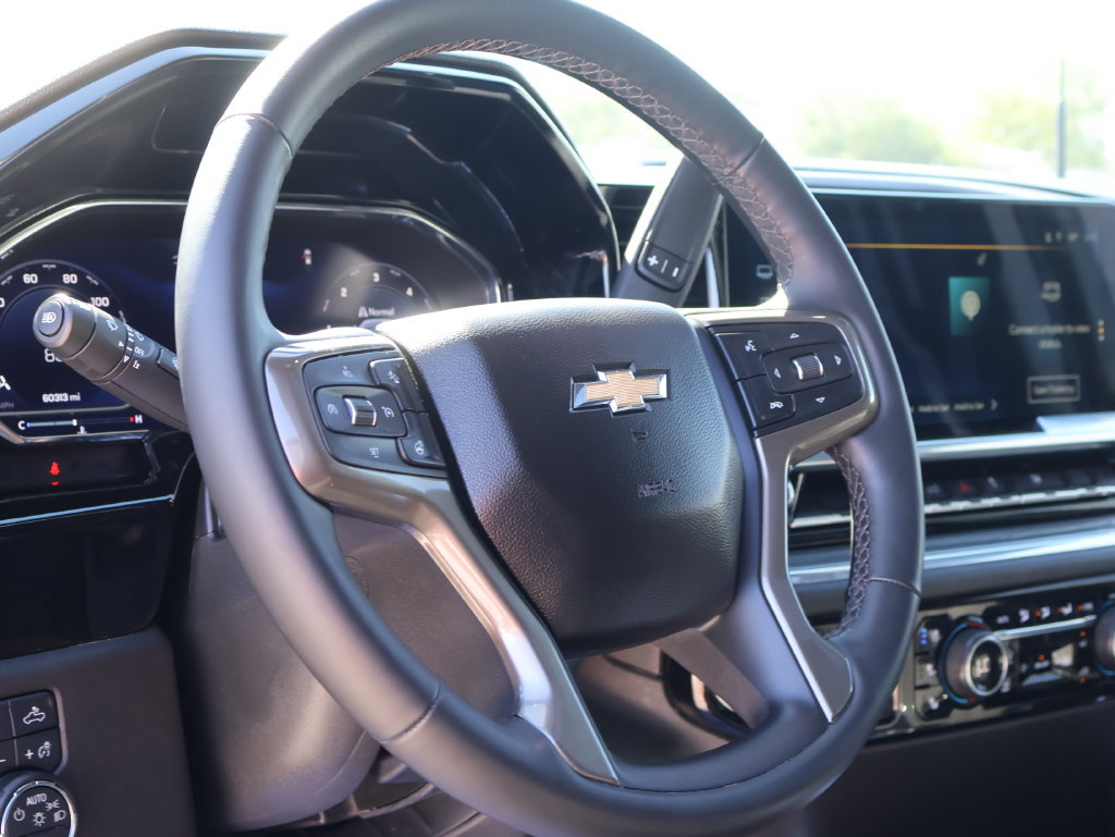 Used 2024 Chevrolet Silverado 2500 High Country w/ High Country Premium Package AWD/4WD image 23