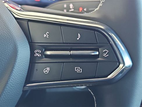 New 2025 Chevrolet Traverse LT w/ Midnight/Sport Edition image 19