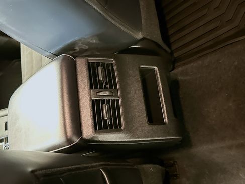 Used 2024 Mitsubishi Outlander SE AWD/4WD image 27