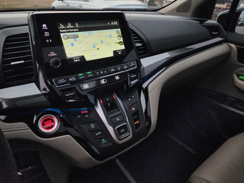 Certified 2024 Honda Odyssey Elite image 16