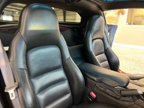 Used 2008 Chevrolet Corvette Coupe w/ Preferred Equipment Group image 24