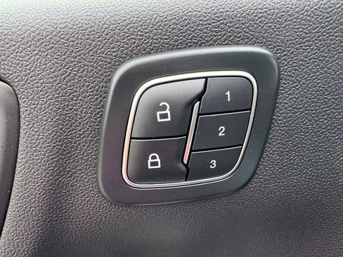 Used 2025 Ford Escape Active w/ Active Premium Tech Pack AWD/4WD image 28
