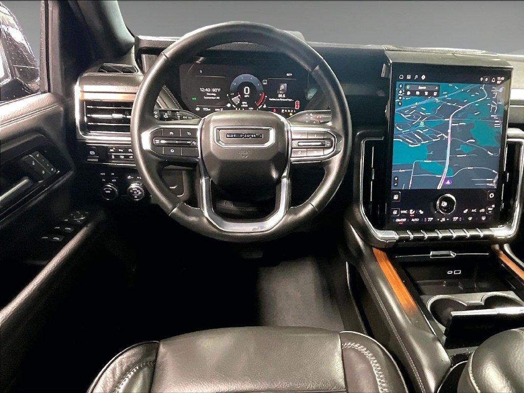 Used 2025 GMC Yukon Denali AWD/4WD image 18