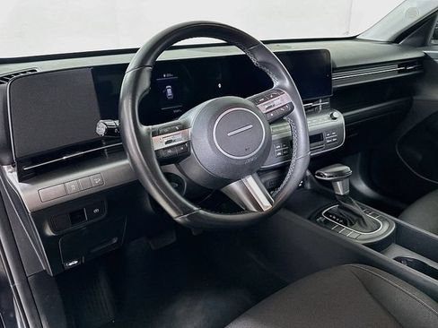 Used 2024 Hyundai Kona SEL FWD image 9