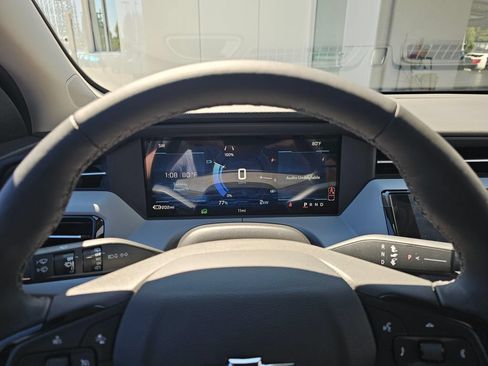 New 2027 Chevrolet Bolt LT w/ Comfort Package FWD image 26