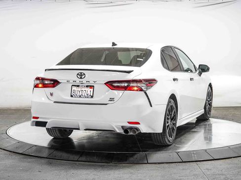 Certified 2021 Toyota Camry SE w/ Convenience Package AWD/4WD image 4