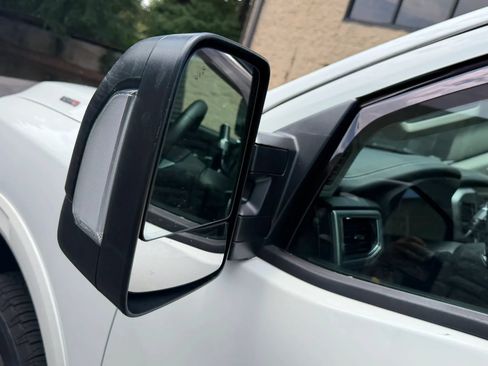 Used 2018 Nissan Titan PRO-4X w/ Pro-4x Convenience Package AWD/4WD image 35