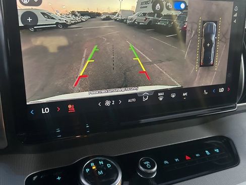 Used 2025 Ford Expedition Max Active image 7