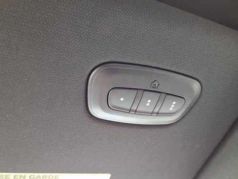 Used 2022 RAM 1500 Big Horn AWD/4WD image 17