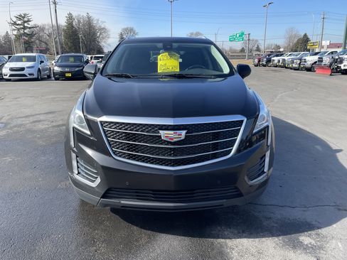 Used 2018 Cadillac XT5 Luxury image 3