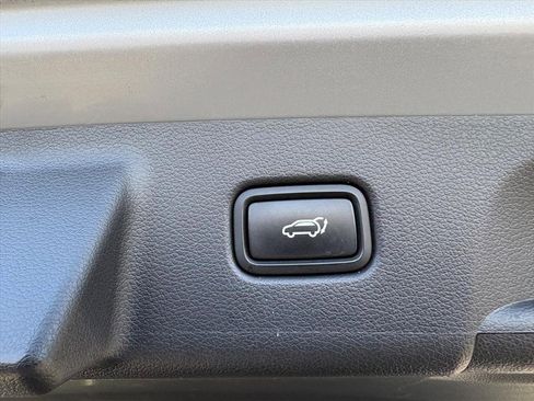 Used 2023 Hyundai Palisade SEL w/ Cargo Package image 22