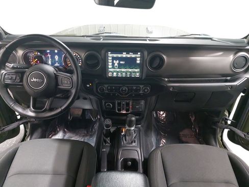 Used 2022 Jeep Gladiator Sport image 9