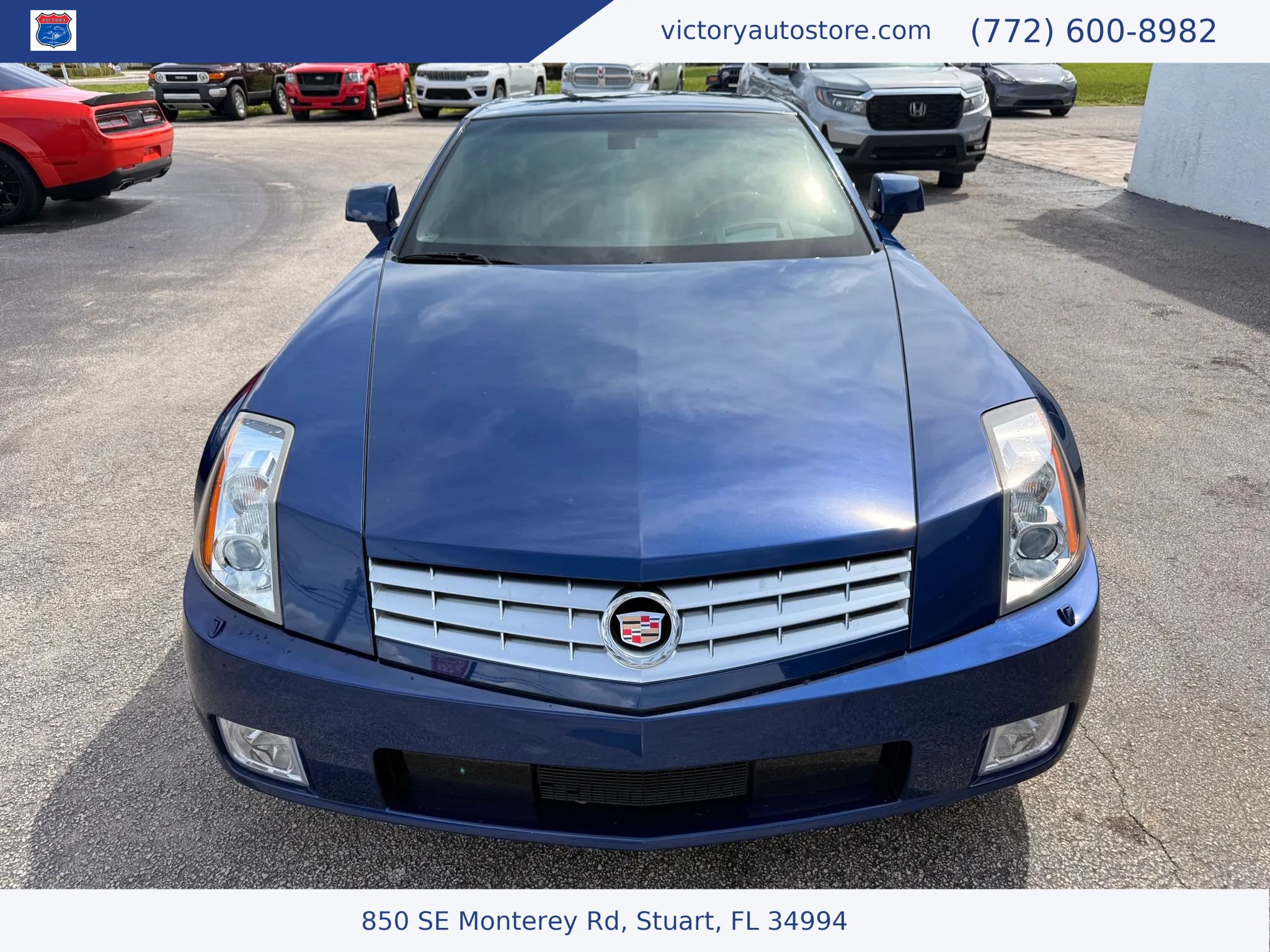Used 2006 Cadillac XLR RWD image 11