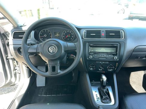 Used 2014 Volkswagen Jetta SE image 7