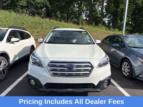 Used 2015 Subaru Outback 2.5i Premium AWD/4WD image 2