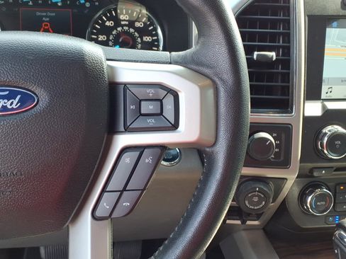 Used 2018 Ford F150 Lariat AWD/4WD image 17