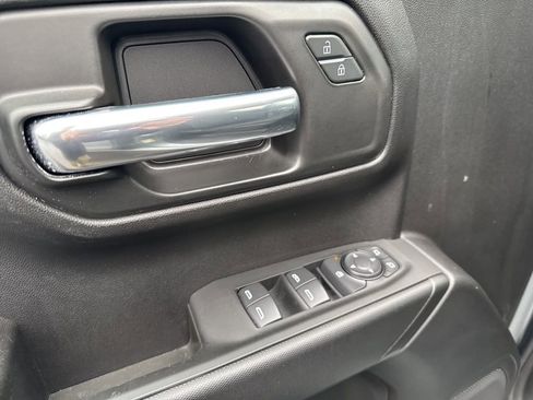 Used 2025 Chevrolet Silverado 1500 W/T w/ WT Value Package image 15