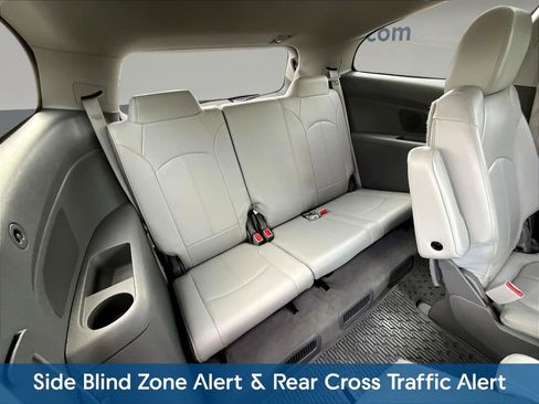 Used 2017 Chevrolet Traverse LT AWD/4WD image 30