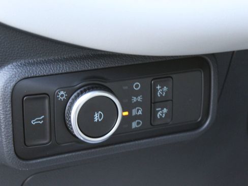 New 2026 Ford Explorer Platinum image 25