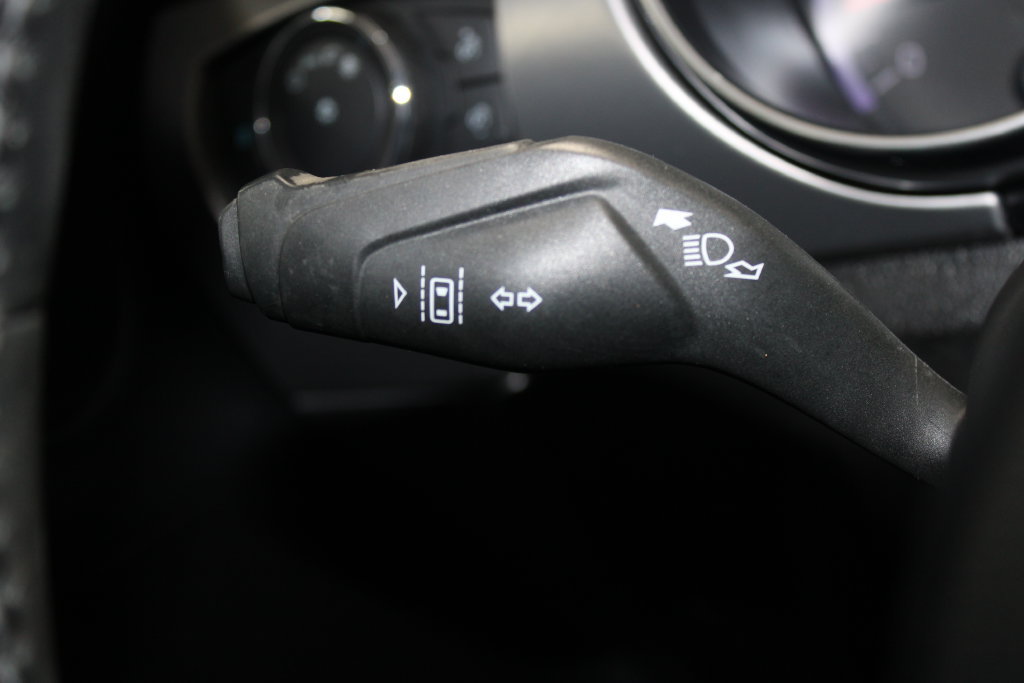 Used 2021 Ford Mustang Premium RWD image 29