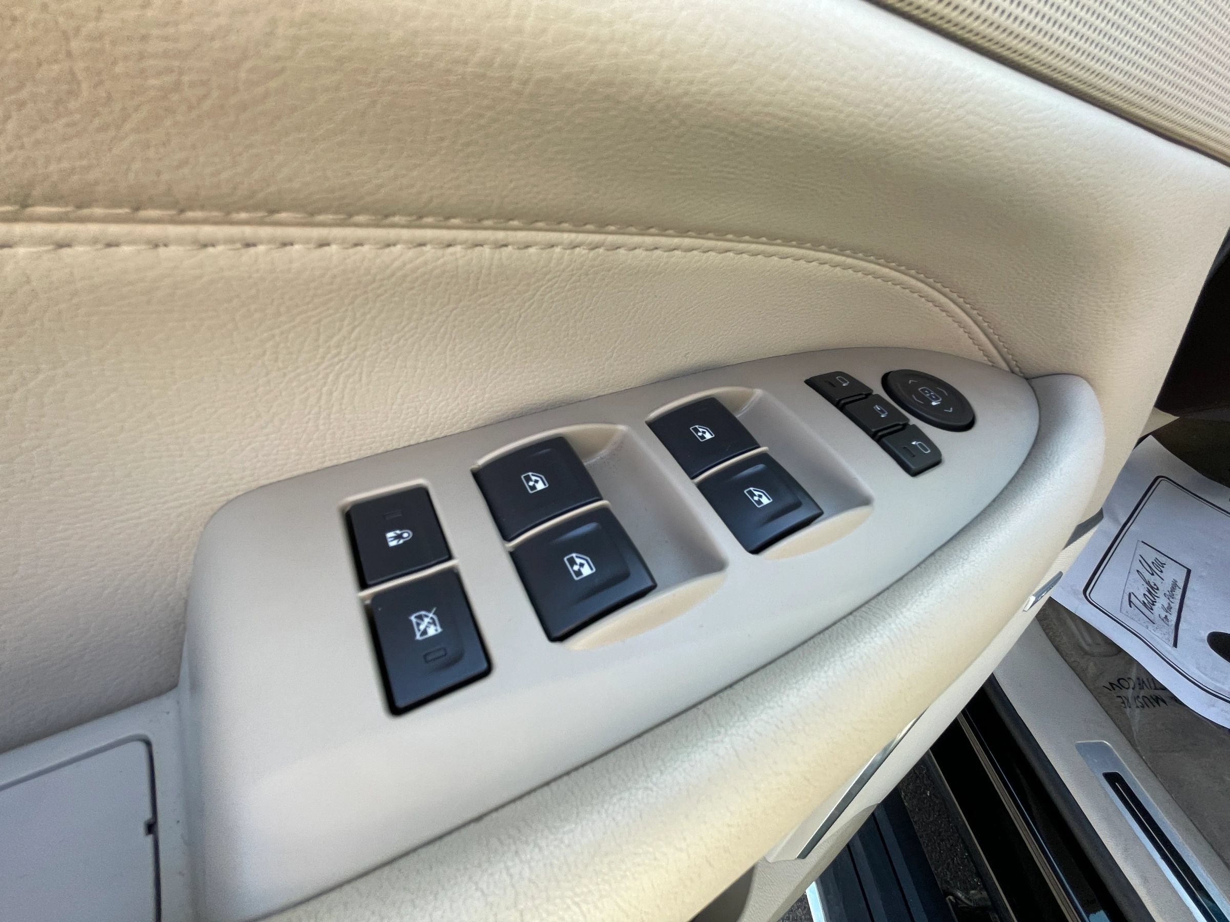 Used 2017 Cadillac Escalade Premium Luxury AWD/4WD image 12