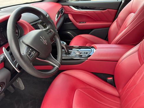 Certified 2023 Maserati Levante Modena AWD/4WD image 13