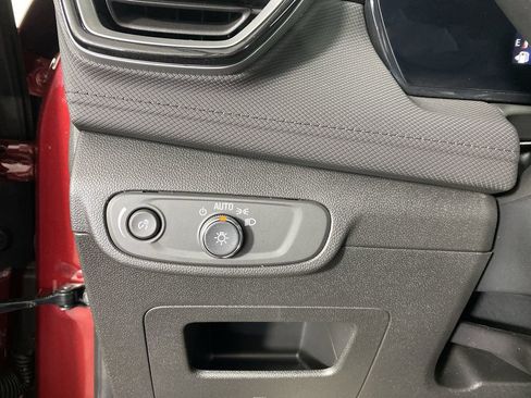 Used 2025 Chevrolet TrailBlazer LT w/ Convenience Package image 20