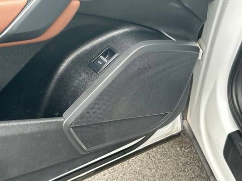 Used 2019 Audi Q5 2.0T Premium w/ Convenience Package AWD/4WD image 26