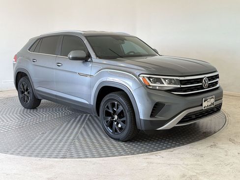 Used 2021 Volkswagen Atlas Cross Sport SE AWD/4WD image 7