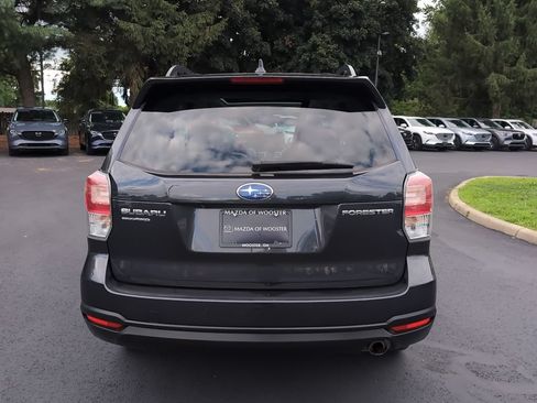 Used 2018 Subaru Forester 2.5i Limited AWD/4WD image 10