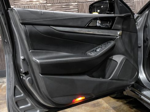 Used 2021 Nissan Maxima 3.5 SV w/ Floor Mat Group image 46