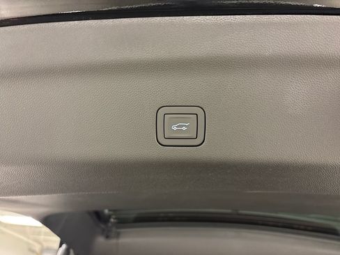 New 2026 GMC Yukon Elevation RWD image 20