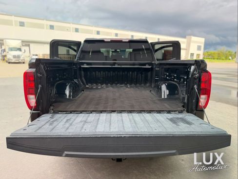 Used 2019 GMC Sierra 1500 Elevation w/ Elevation Value Package AWD/4WD image 37