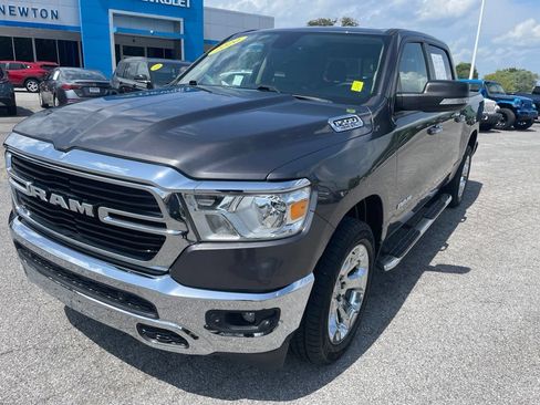 Used 2020 RAM 1500 Big Horn AWD/4WD image 3
