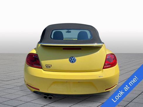 Used 2013 Volkswagen Beetle 2.5 FWD image 6
