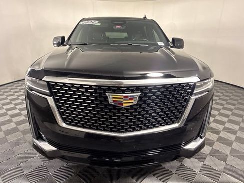 Used 2024 Cadillac Escalade ESV Premium Luxury RWD image 10