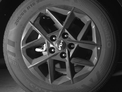 Used 2025 Kia K5 LXS image 15