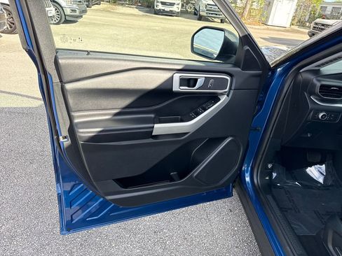 Certified 2020 Ford Explorer XLT w/ Equipment Group 202A image 13