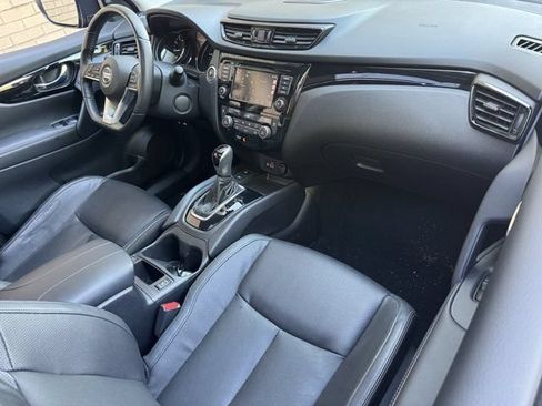Used 2022 Nissan Rogue Sport SL w/ Premium Package AWD/4WD image 8