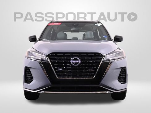 Certified 2023 Nissan Kicks SR w/ SR Premium Package FWD image 2