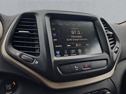 Certified 2016 Jeep Cherokee High Altitude image 19