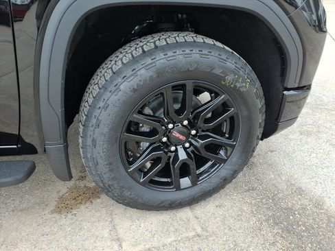 New 2026 GMC Sierra 1500 Elevation w/ X31 Off-Road Package image 9