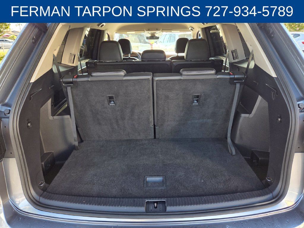 Used 2025 Volkswagen Atlas SE FWD image 16