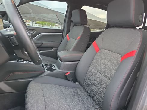 Used 2024 Chevrolet Colorado Z71 w/ Z71 Convenience Package 2 image 15