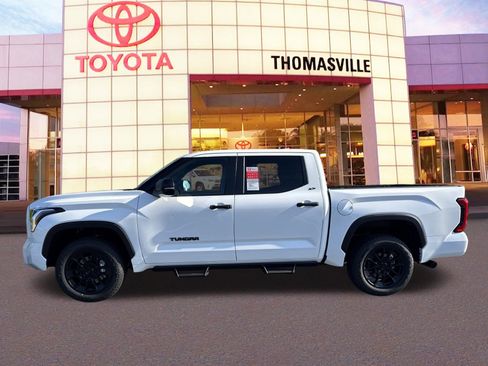 New 2026 Toyota Tundra SR5 AWD/4WD image 8